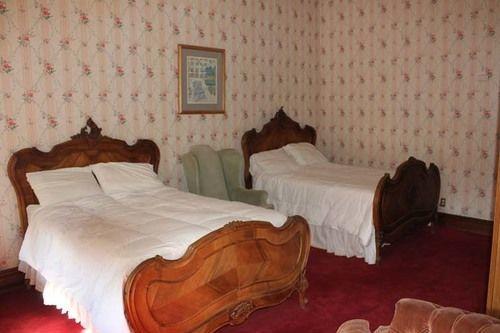 Irwin Street Inn Hanford Extérieur photo